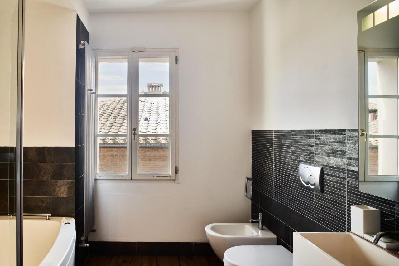 B&B Le Logge Luxury Rooms Siena Exterior foto
